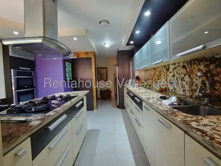 Apartamento (1 Nivel) en Venta en Prados del Este, Distrito Metropolitano - 7
