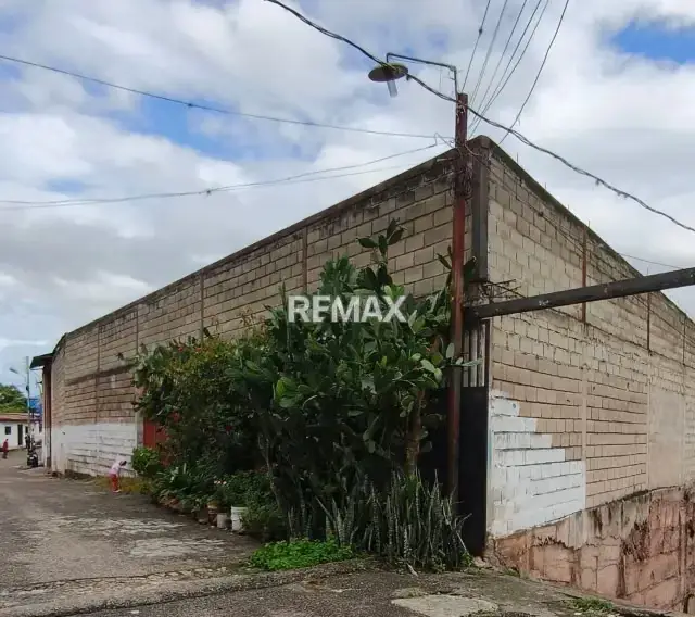 EN VENTA TERRENO UBICADO EN PALO GORDO 240MTS