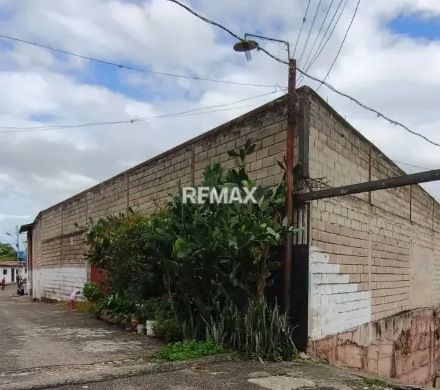 EN VENTA TERRENO UBICADO EN PALO GORDO 240MTS
