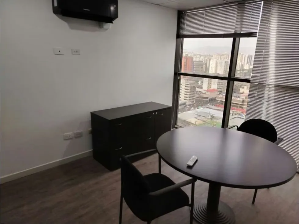 Se alquila oficina 120m2 El Bosque 6083 - 3