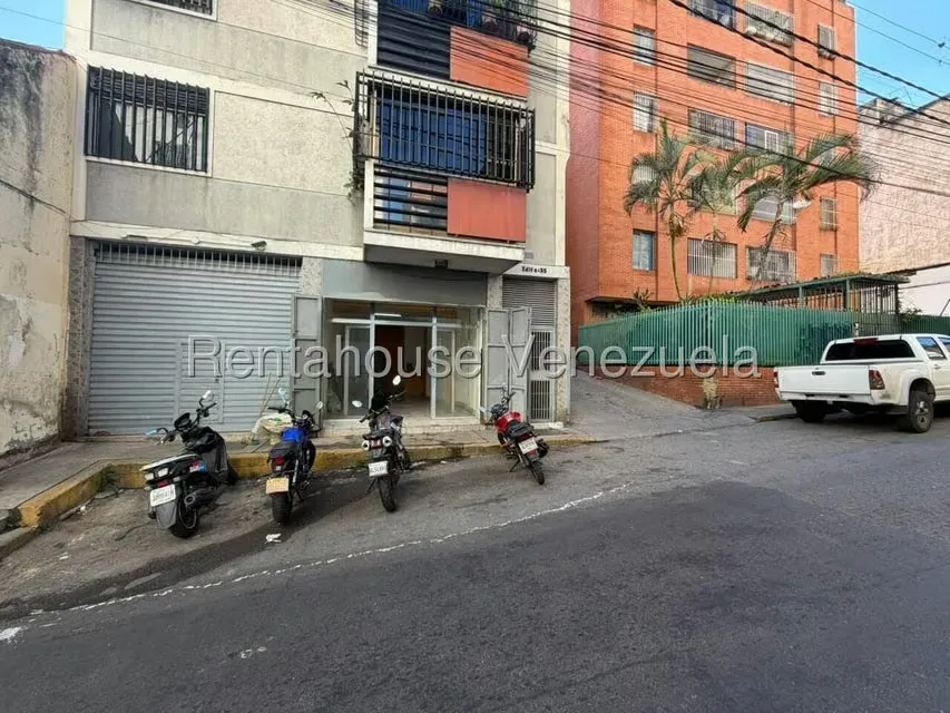 Local Comercial en Alquiler en Parroquia Altagracia, Distrito Metropolitano - 2