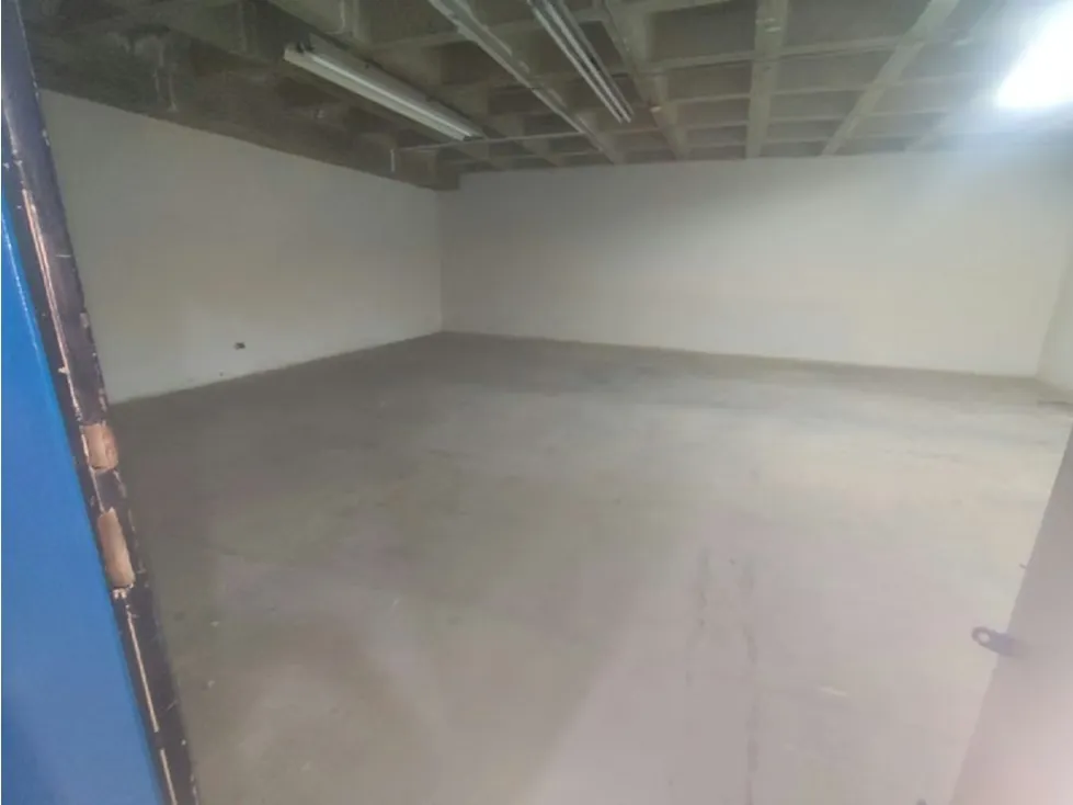 DEPÓSITO ALQUILER TORRE B.B. AV FCO DE MIRANDA 55 MTS2