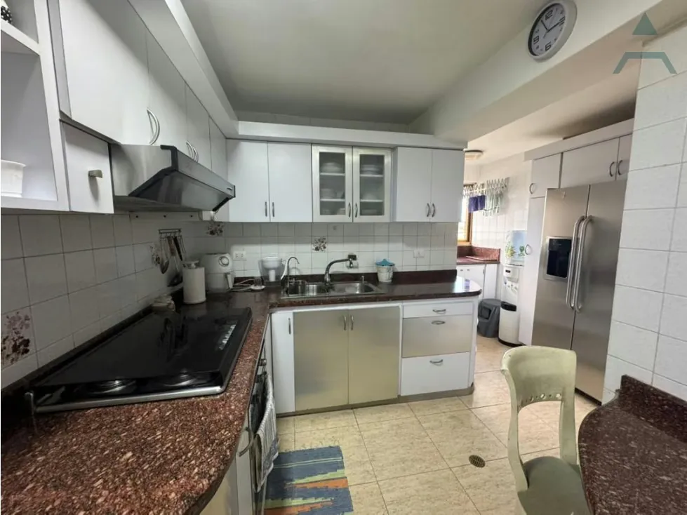 Se vende Apto 155m² 4h/2b.5b/3p La Alameda - 11