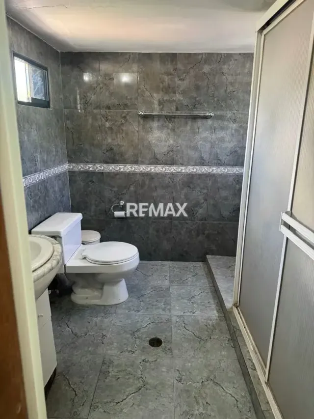Amplia casa en Venta Urbanización Valle Arriba Conjunto Residencial Londres Guatire - 19