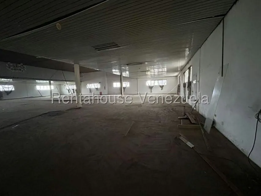 Local Comercial en Alquiler en Municipio Carrizal, Miranda - 11