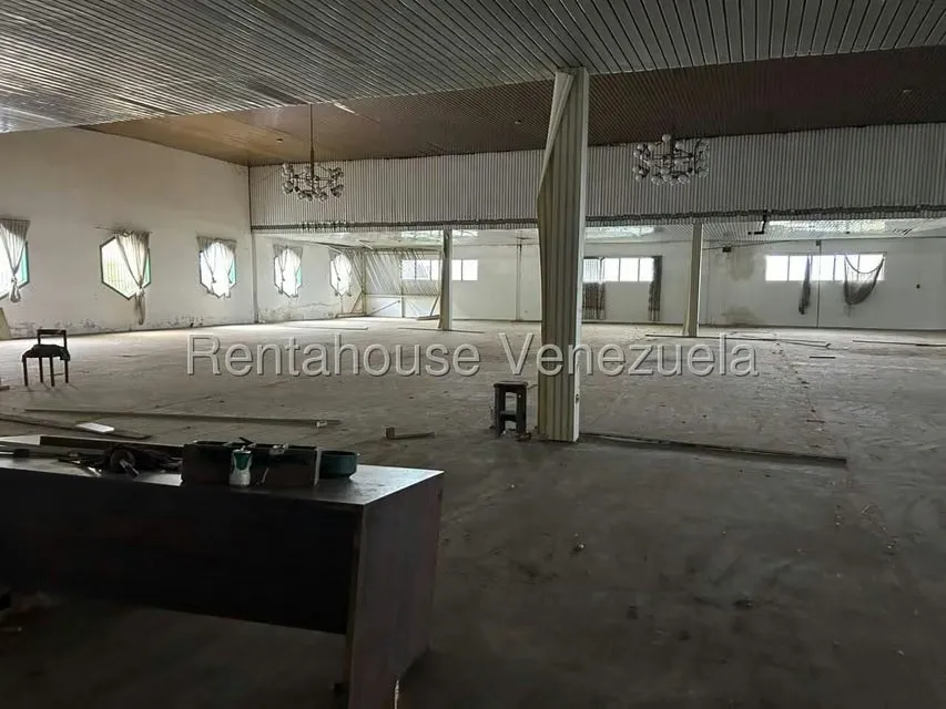Local Comercial en Alquiler en Municipio Carrizal, Miranda - 17