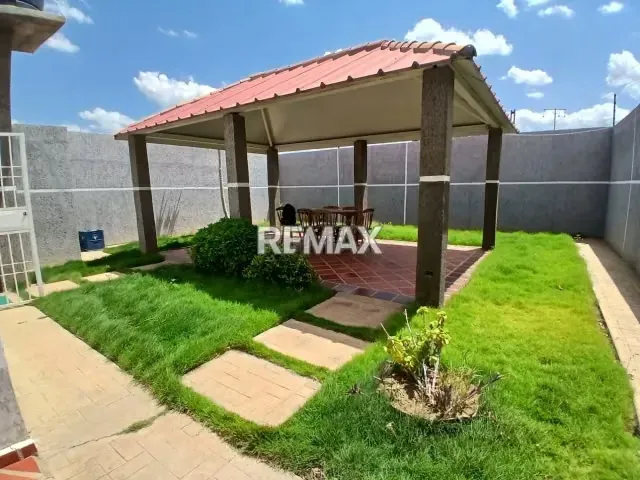 Se Alquila linda Casa en Urbanismo Privado Coro Edo Falcón - 14