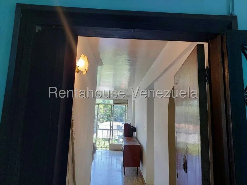 Apartamento (1 Nivel) en Venta en El Bosque, Distrito Metropolitano - 3