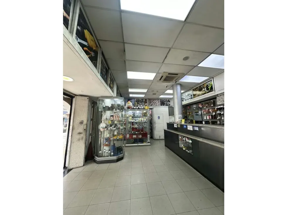Local en venta 129m², Centro de Caracas - 2