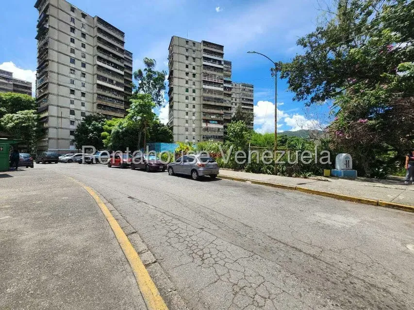Apartamento (1 Nivel) en Venta en Caricuao, Distrito Metropolitano