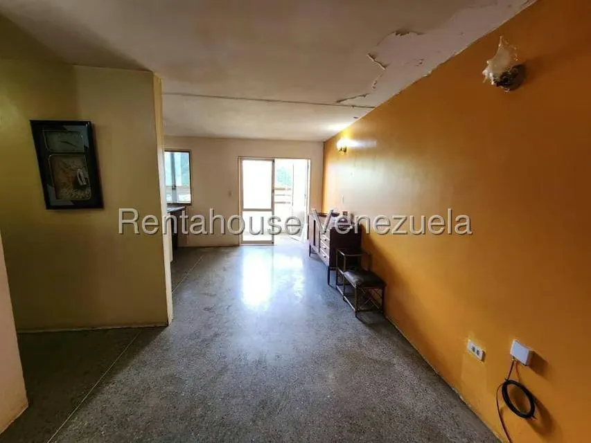 Apartamento (1 Nivel) en Venta en Caricuao, Distrito Metropolitano - 4