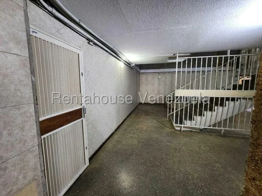 Apartamento (1 Nivel) en Venta en Caricuao, Distrito Metropolitano - 41