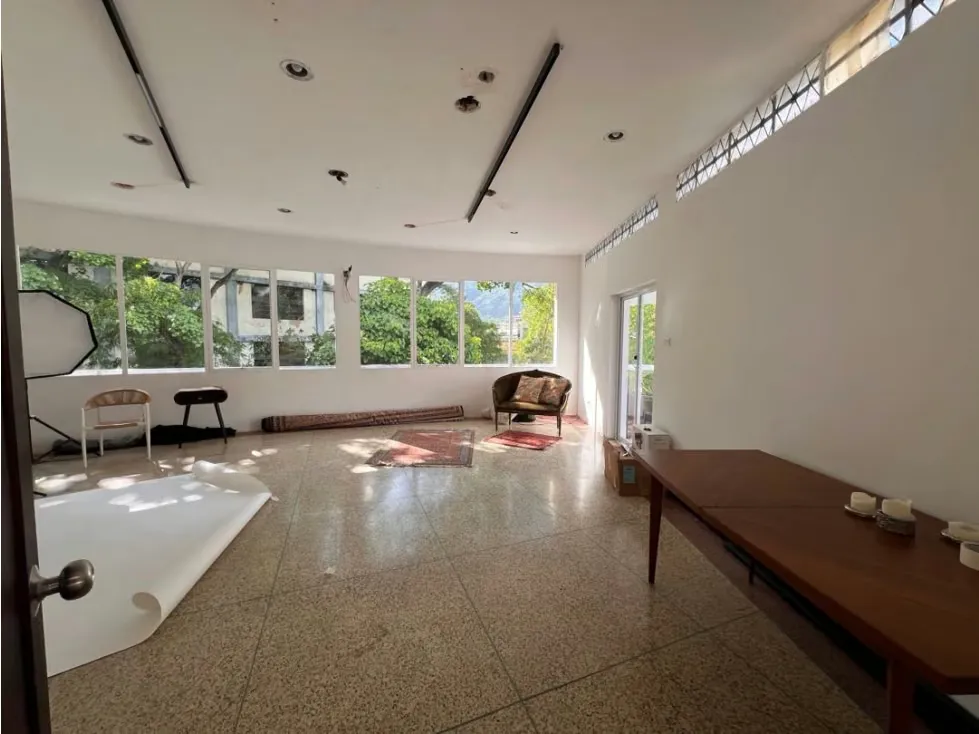 Se Alquila showroom - 4