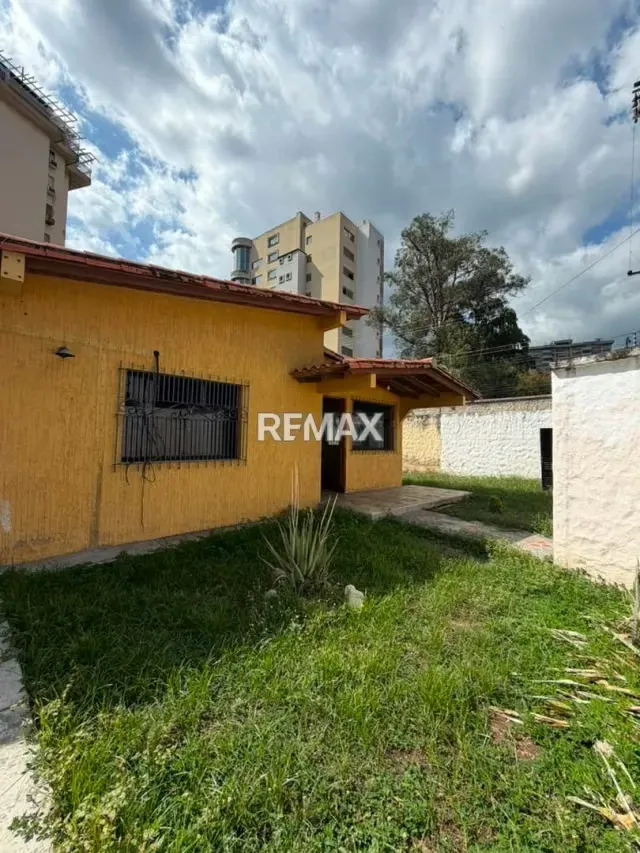Casa en Alquiler Urb. Barrio Sucre - 2