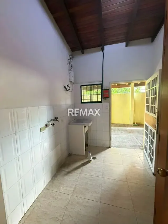 Casa en Alquiler Urb. Barrio Sucre - 10