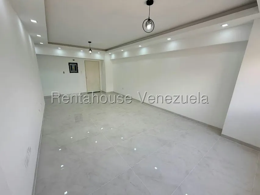 Apartamento (1 Nivel) en Venta en Base Aragua, Aragua - 2