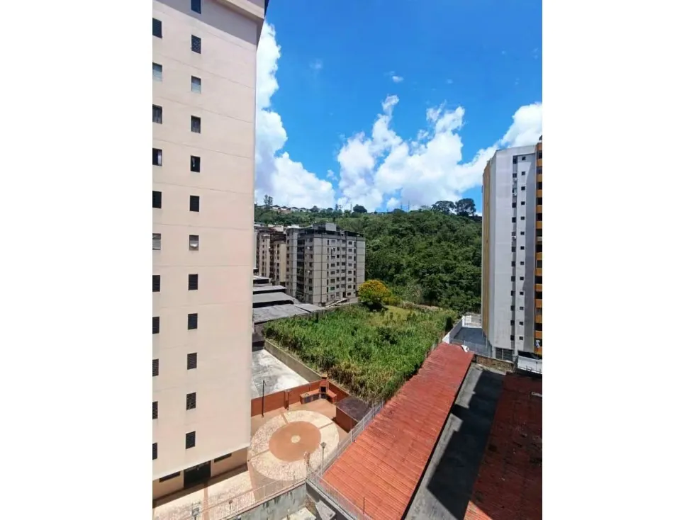 APARTAMENTO - LOMAS DEL AVILA - 85 Mts2 - 17