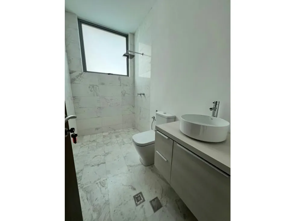 Vendo apartamento c/terraza 309m2 La Castellana 2586 - 14