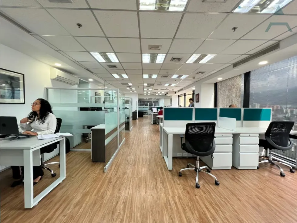 Se alquila oficina 793m² 3b/10p Plaza Venezuela - 15