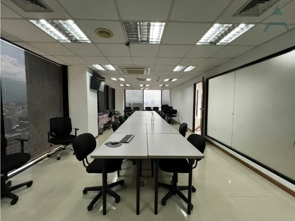Se alquila oficina 793m² 3b/10p Plaza Venezuela - 2