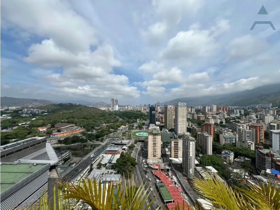 Se alquila oficina 793m² 3b/10p Plaza Venezuela - 34