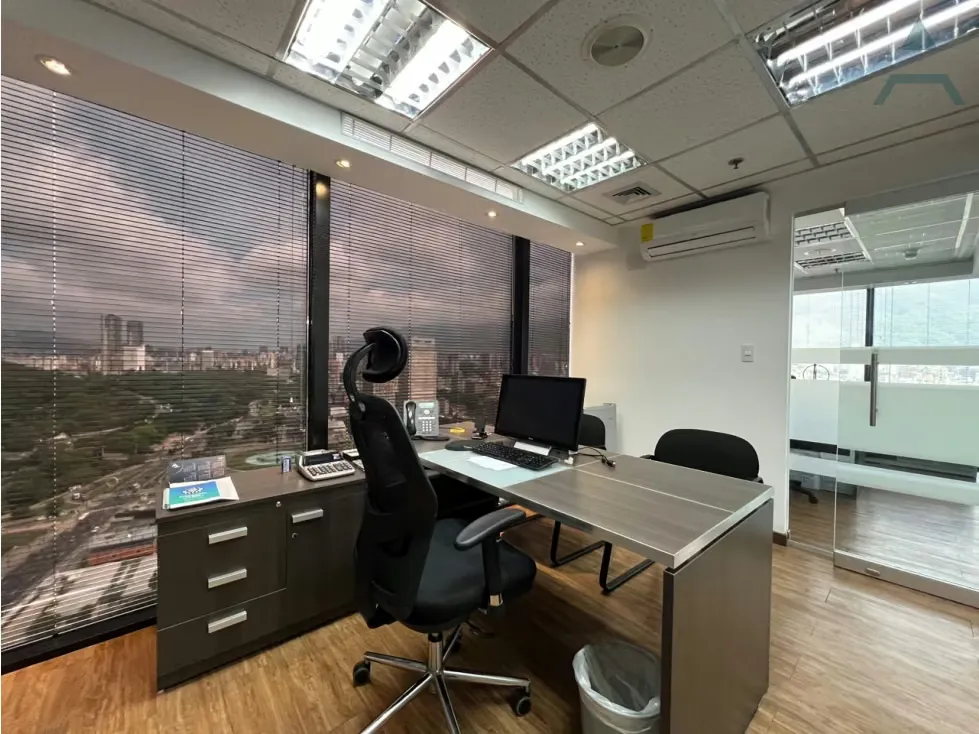Se alquila oficina 793m² 3b/10p Plaza Venezuela - 6