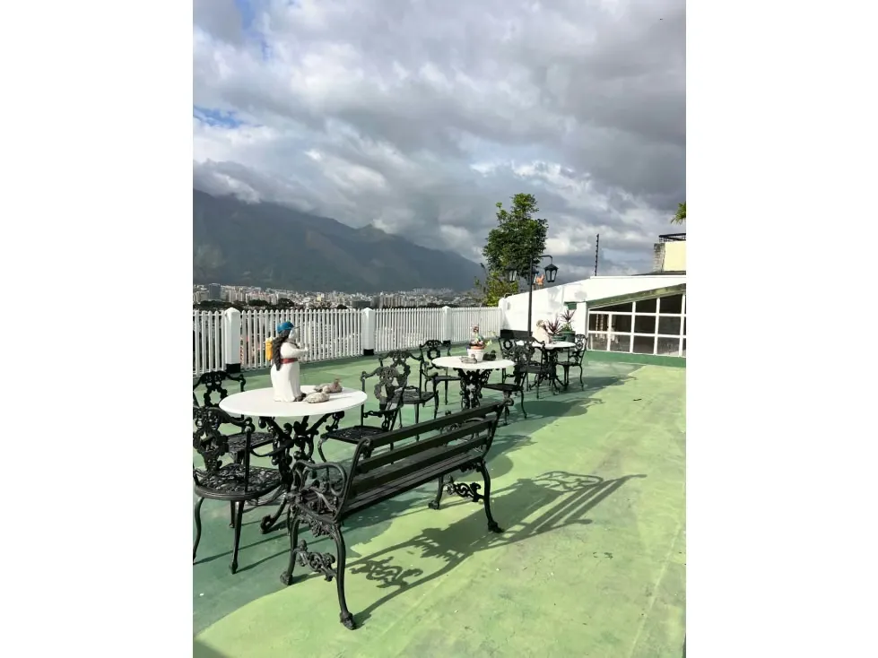 Se vende casa c/ vista al Ávila 811m2 San Luis 2678 - 5