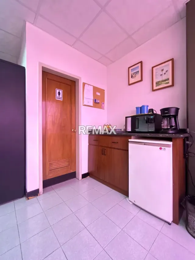 Venta Oficina 7-2 Torre Milenium - 4