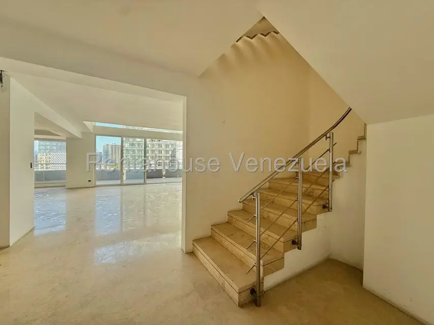 Apartamento (Penthouse) en Venta en Las Mercedes, Distrito Metropolitano - 16