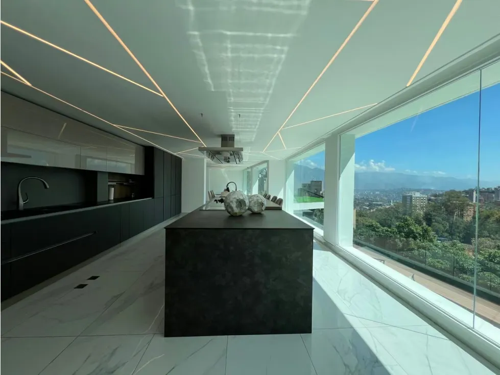 Se vende casa 2217m² 6h+s/6b+s/4e Los Naranjos - 18