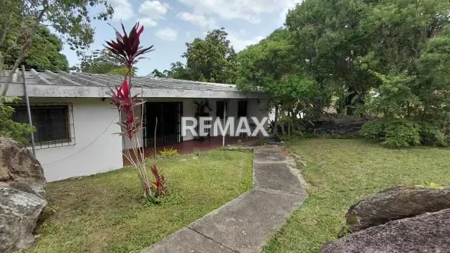 CASA EN VENTA EN EL SECTOR EL PIÑAL MARACAY ARAGUA