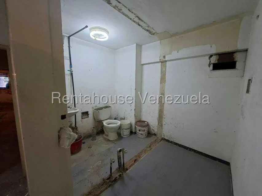 Apartamento (1 Nivel) en Venta en Parroquia La Candelaria, Distrito Metropolitano - 3