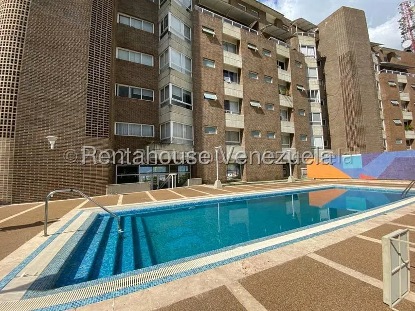Apartamento (1 Nivel) en Venta en Mirador de Los Campitos I, Distrito Metropolitano - 2