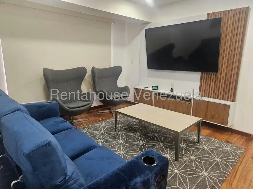 Apartamento (1 Nivel) en Venta en Mirador de Los Campitos I, Distrito Metropolitano - 24
