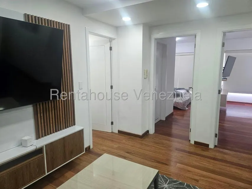 Apartamento (1 Nivel) en Venta en Mirador de Los Campitos I, Distrito Metropolitano - 25