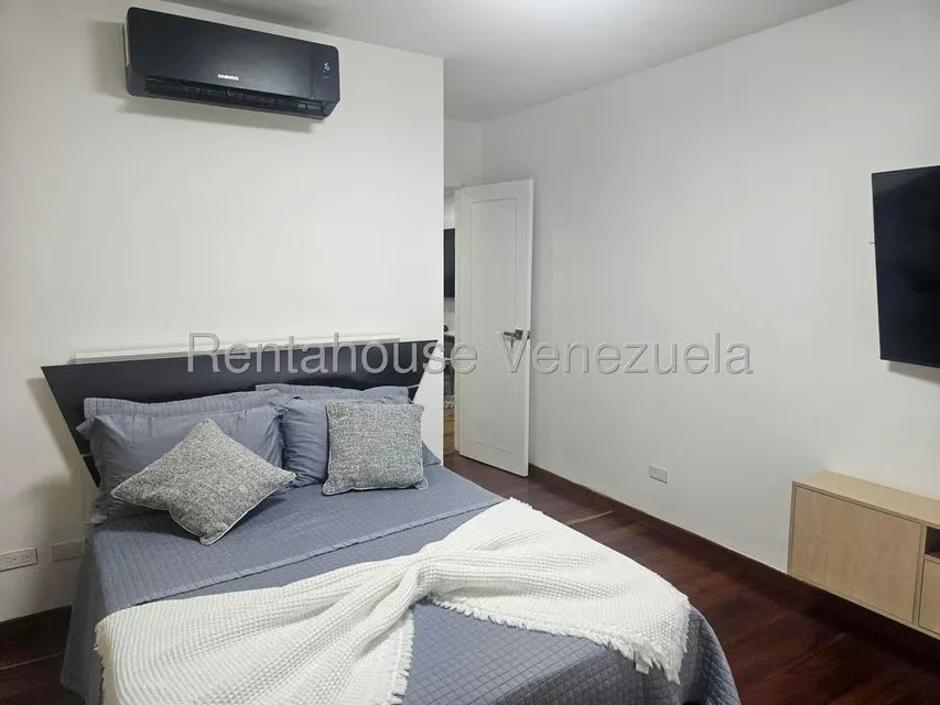 Apartamento (1 Nivel) en Venta en Mirador de Los Campitos I, Distrito Metropolitano - 29