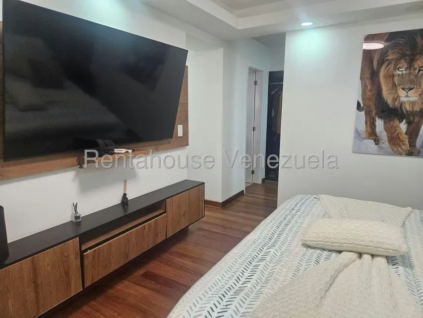 Apartamento (1 Nivel) en Venta en Mirador de Los Campitos I, Distrito Metropolitano - 37