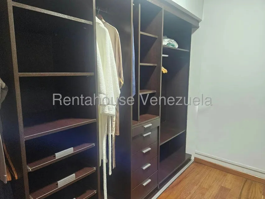Apartamento (1 Nivel) en Venta en Mirador de Los Campitos I, Distrito Metropolitano - 39