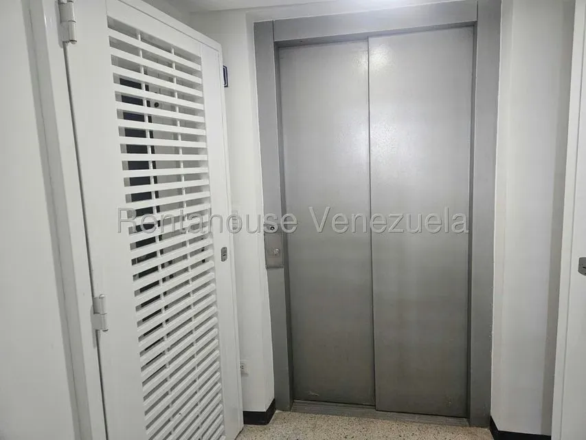 Apartamento (1 Nivel) en Venta en Mirador de Los Campitos I, Distrito Metropolitano - 56