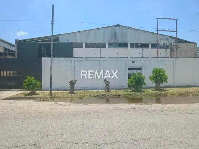 GALPON INDUSTRIAL EN MARACAY ,SAN VICENTE II - 2