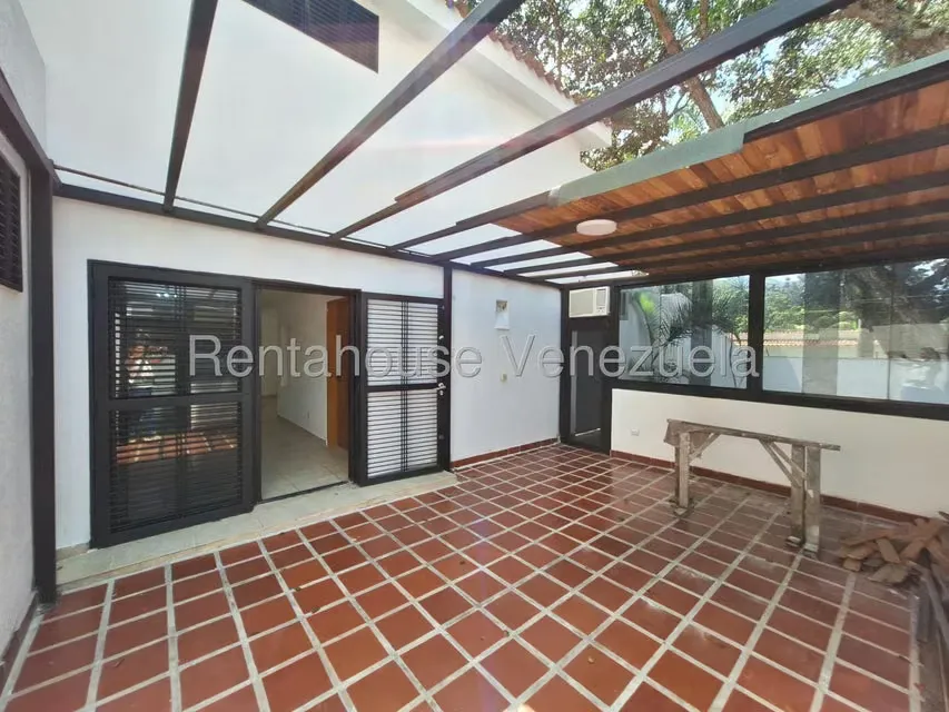 Casa (Duplex) en Venta en Trigal Centro, Carabobo - 16