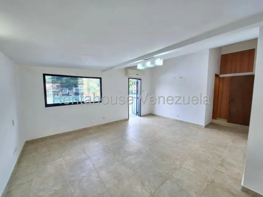 Casa (Duplex) en Venta en Trigal Centro, Carabobo - 40