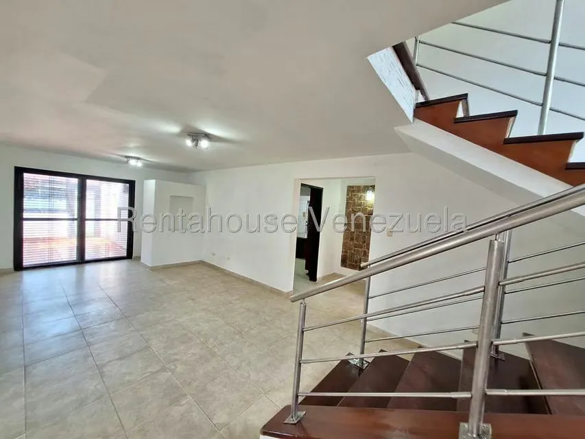 Casa (Duplex) en Venta en Trigal Centro, Carabobo - 5