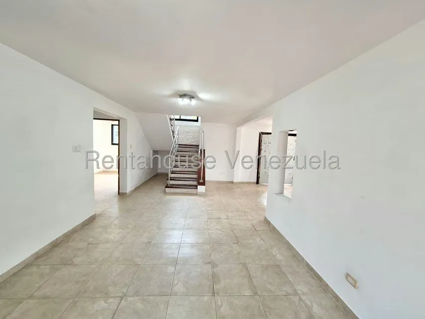 Casa (Duplex) en Venta en Trigal Centro, Carabobo - 6