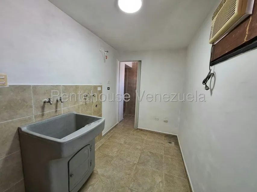 Casa (Duplex) en Venta en Trigal Centro, Carabobo - 68