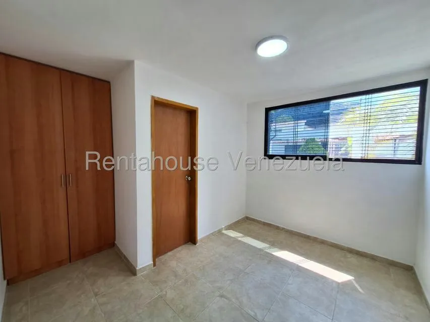 Casa (Duplex) en Venta en Trigal Centro, Carabobo - 9