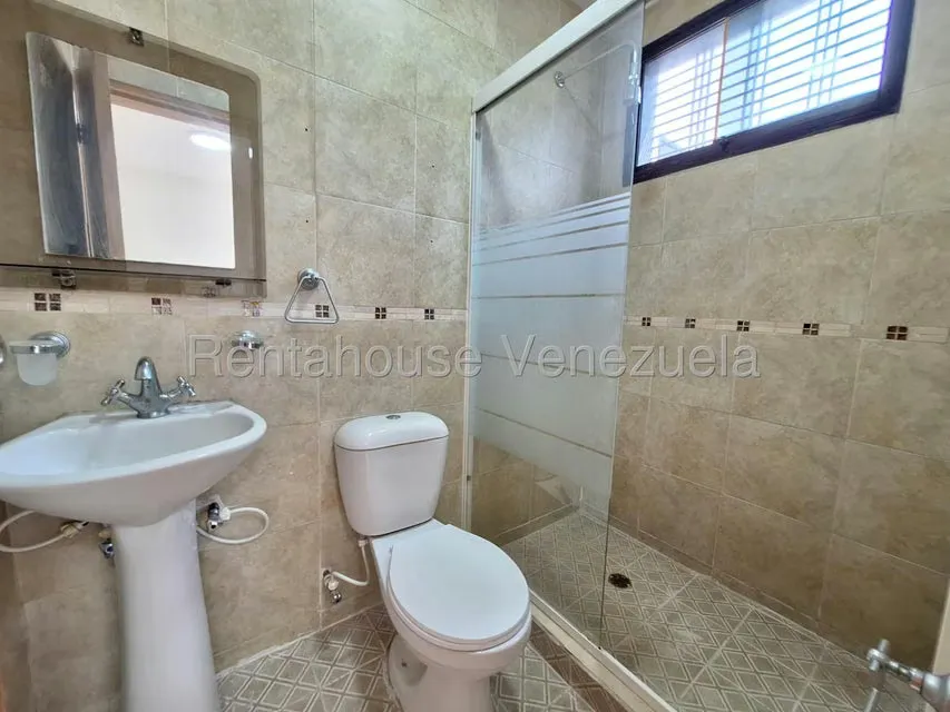 Casa (Duplex) en Venta en Trigal Centro, Carabobo - 10