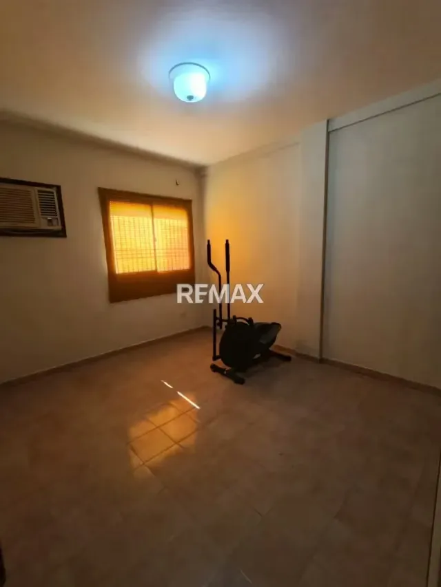 ALQUILA APARTAMENTO EN EDIF. CANTA CLARO - 2