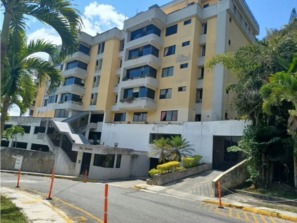 Vendo apartamento180m2 Urb. Miranda 6458