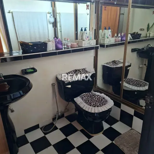 En Venta Encantadora Casa de una Planta en la Urb. La Ribera en las Vegas - 11